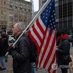 미국, 유권자 조사에서 '지지정당 없다' 역대 최고 45%