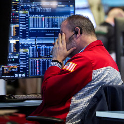 뉴욕증시, '또 관세 위협' 트럼프에 피로감…급락 마감