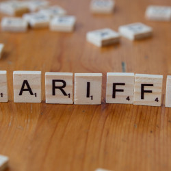 미국 관세, 결국 미국인이 낸다…“외국이 부담한다”는 트럼프 주장과 정반대