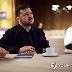 미·러·우 3자 회담 성과없이 종료…"어려웠다"