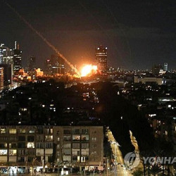 중동 화염 일주일째…美 "작전 다음 단계로"·이란 "협상 없다"