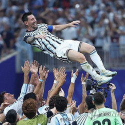 13분 만에 3골로 3-2 '대역전극'…아르헨, 이집트 잡고 8강행(