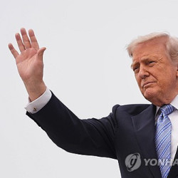 트럼프 "시진핑과 北 논의…시, '대만공격시 美대응' 내게 물어"