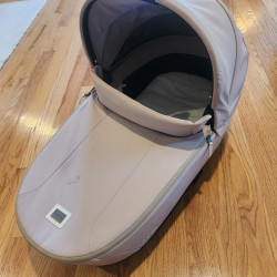 Cybex priam lux cot