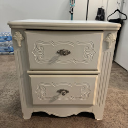 2단 침대협탁 Ashley Furniture Exquisite 라인 나이트스탠드(모델명 B188-92)