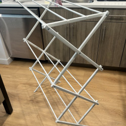 접이식 행거