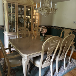 Dining room set