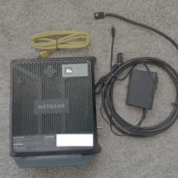 NETGEAR Nighthawk AC1900 C7000V2 Wi Fi Cable Modem Router